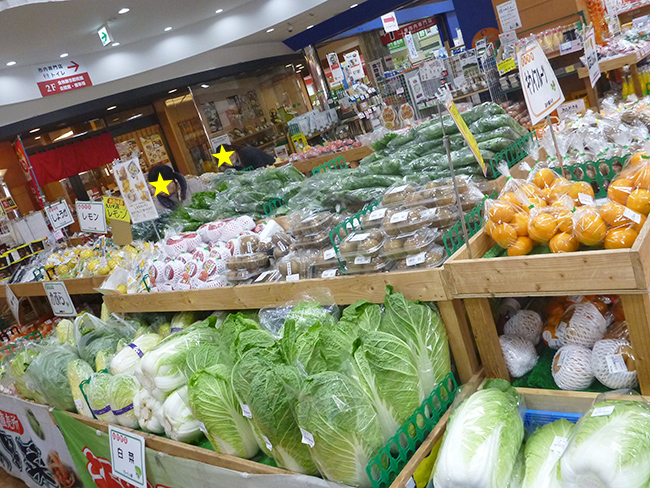 兵庫県三木市、神戸市西区など近隣産のお野菜を販売しています。